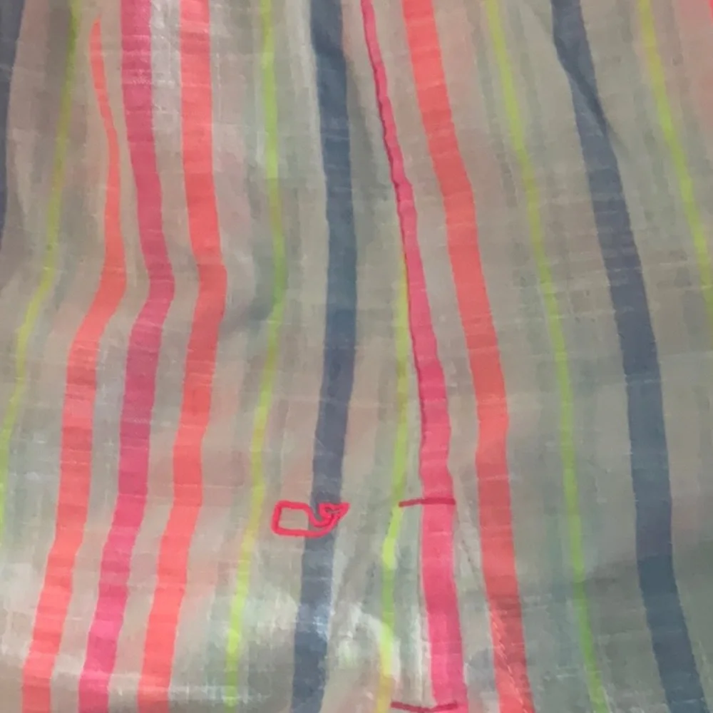 Vineyard Vines cover up - Picture 8 of 8